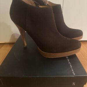 Seven7 Women's Dark Brown Heeled Boots